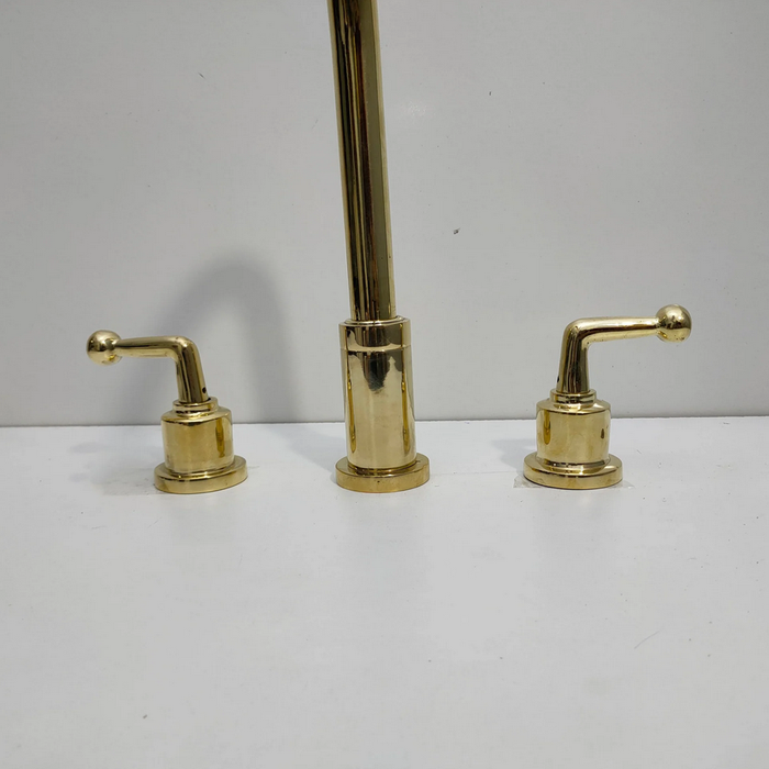 Solid Brass Three Holes Faucet with Lever Handle